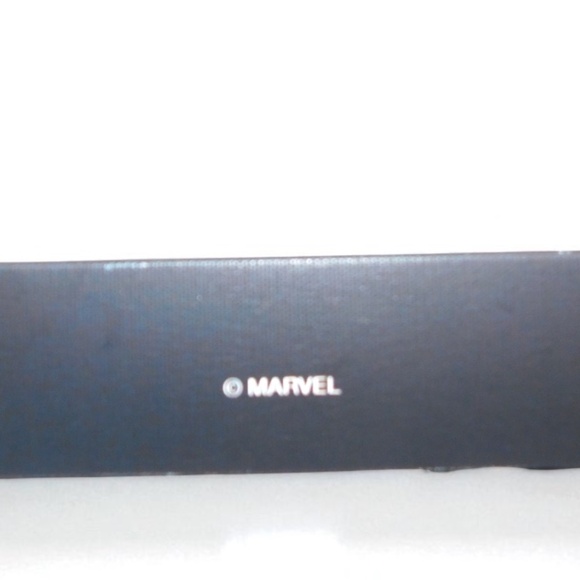 Marvel Comics Wall Art – Retro Superhero Pop Creations Sign (40” x 8”) - Picture 3 of 7